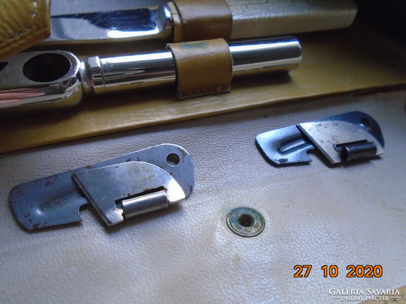 Solingen gesch.Gesch.Pfeilring (= arrow ring) solid can opener, tkg can opener and knife in case