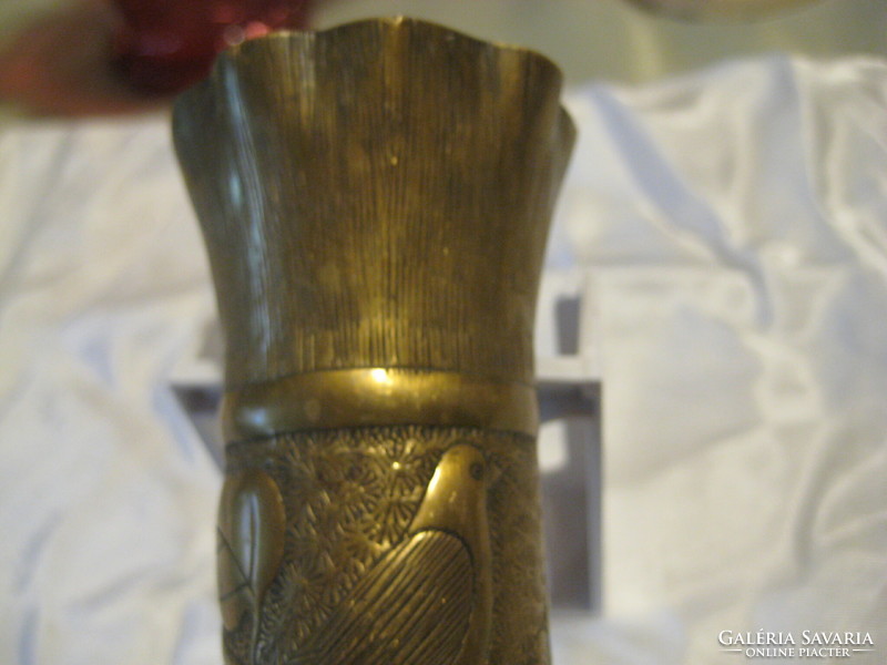 Shot vase, nicely chiselled, 16 cm