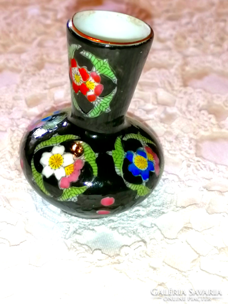 Japanese hand-painted porcelain violet vase