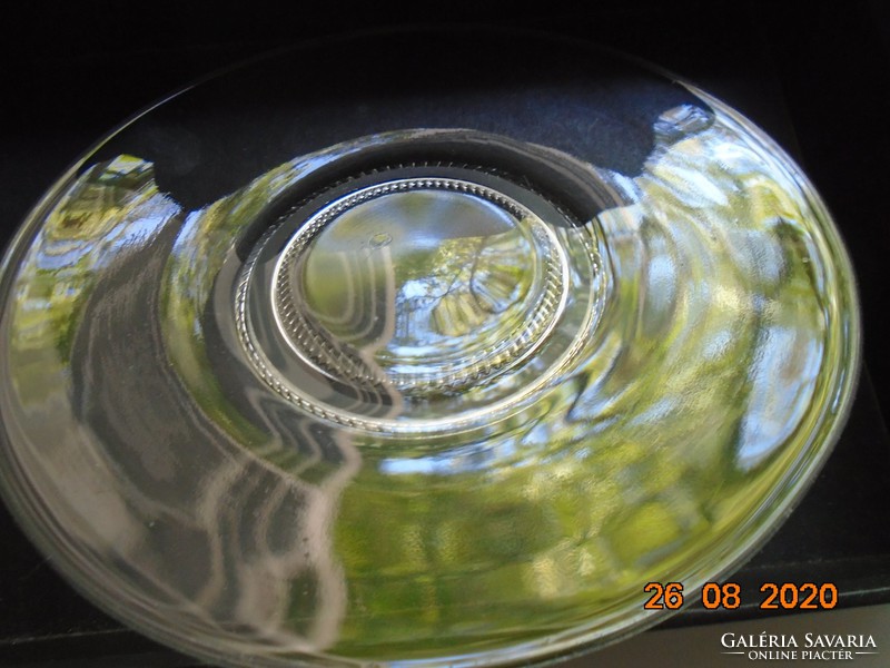 Modern line glass plate with ribbed polished base