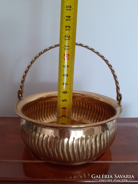 Small round basket with old copper handles 1 pc