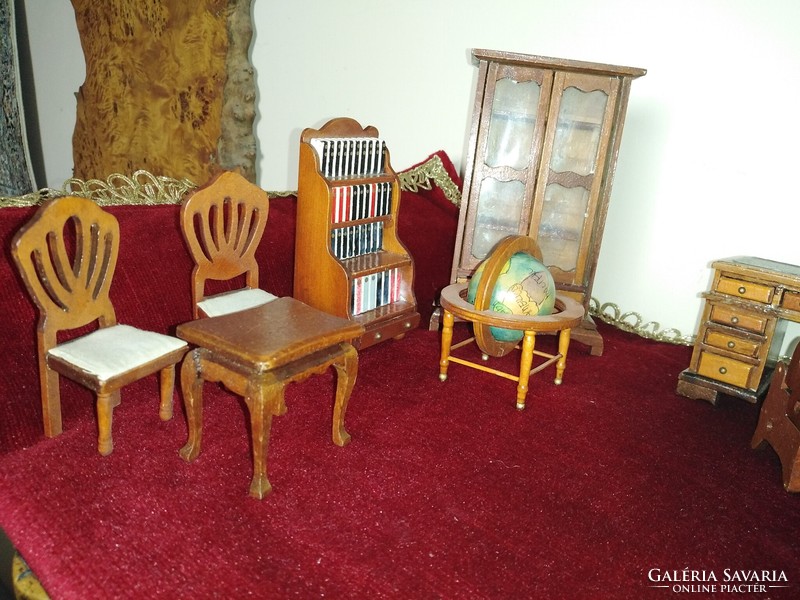 Antique baby furniture - study room