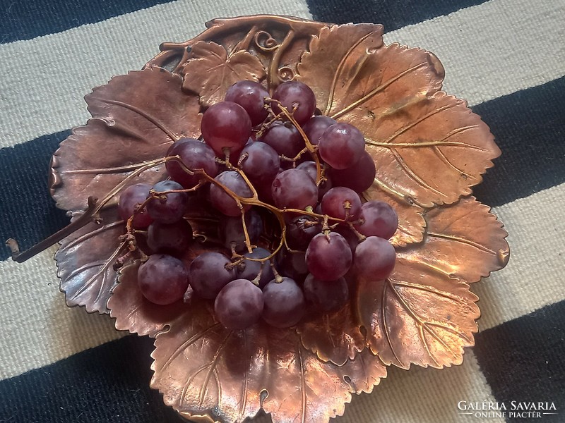Vörös réz antik, szőlő mintás tál (1 kg) / Gyümölcs tál / Asztal közép / Szervirozó