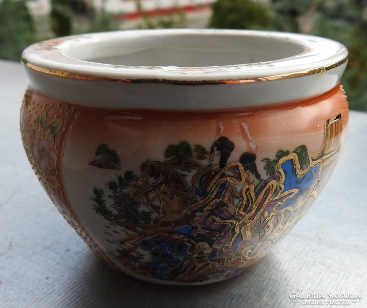 Vintage Chinese porcelain enamel mini bowl