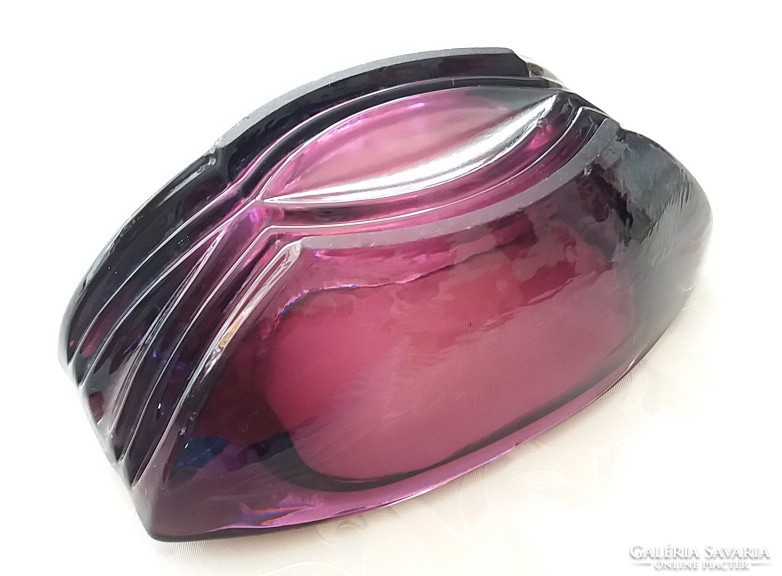 Retro purple glass ashtray old ashtray ashtray