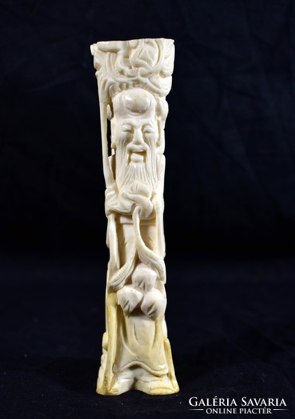 Chinese sage ... Carved bone figure !