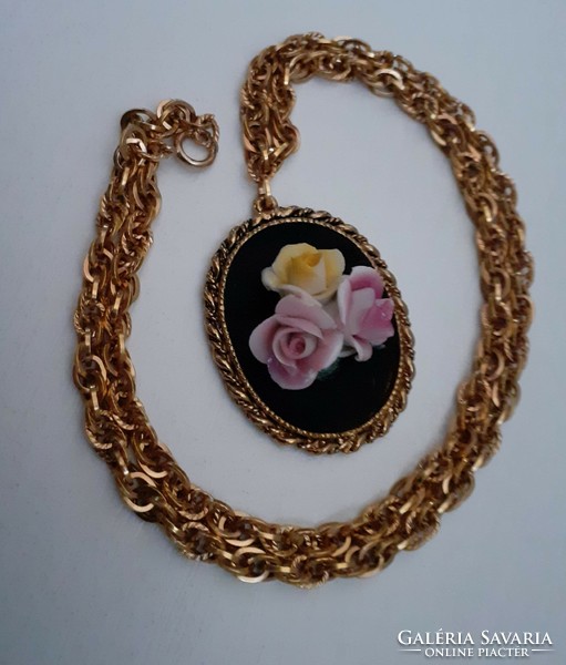 Retro thick ornate gilded necklace with a large pendant adorned with a porcelain rose