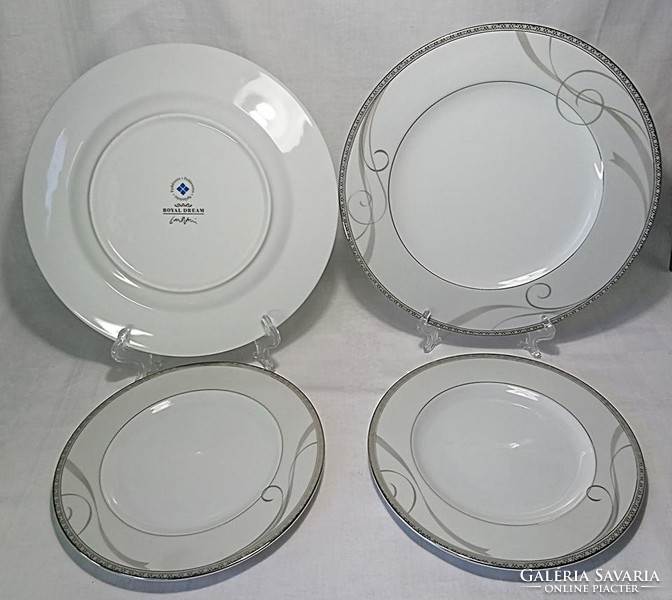 Fyrklövern firkloveren apilanlehti royal dream showcase two sets flat plate and cookie plate