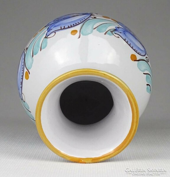 1K842 Post-Arab ceramic vase 12.5 Cm