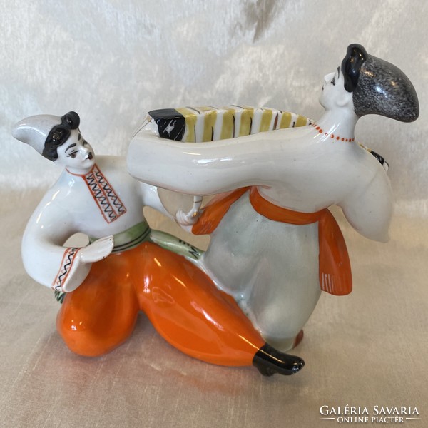 Russian porcelain musicians