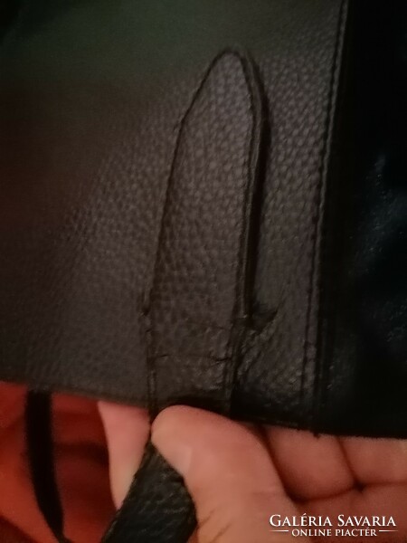 Szebbnél szebbek molett nálam extra nagy méretű pakolos Orsay táska fekete 47x30x11
