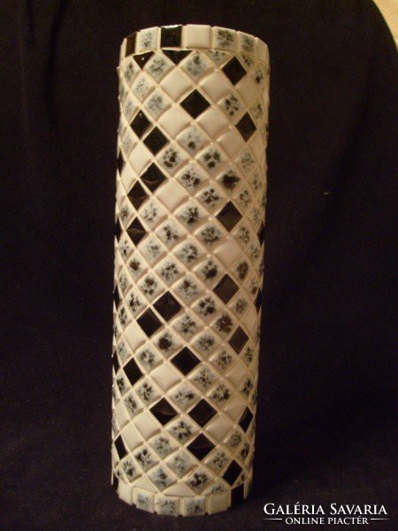 Egyedi Art deco Művészi  Op Art,térhatású nagyméretű váza ritkaság 24.5 cm -es mozaik berakás
