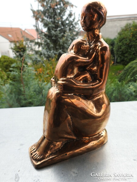 László Rajki (1939) - motherhood - copper sculpture small sculpture