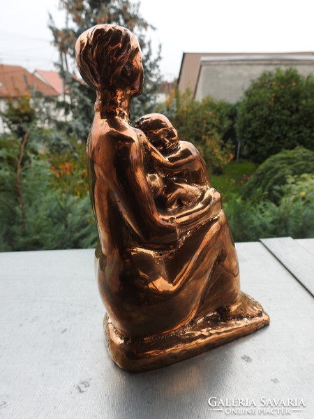 László Rajki (1939) - motherhood - copper sculpture small sculpture