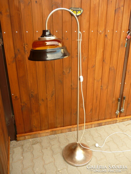 Floor lamp with bent neck, glass cut, chrome frame, flawless, in working condition