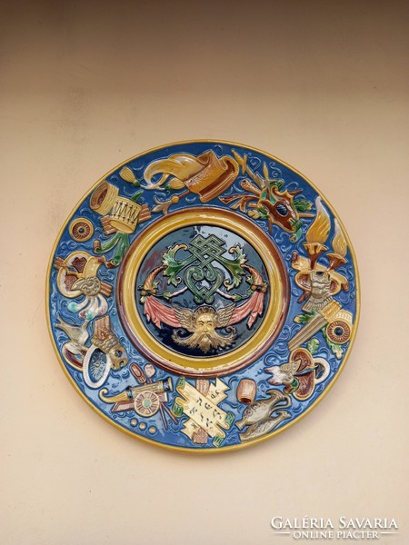 Ws&s antique majolica wall plate with devil marks