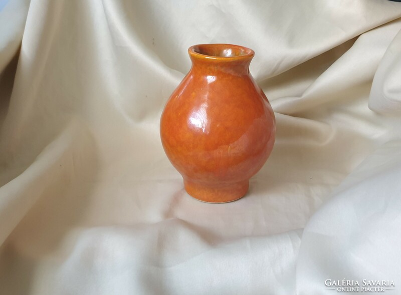 A ceramic vase by János Majoros is rare