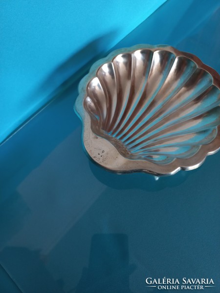 Silver shell shaped tray