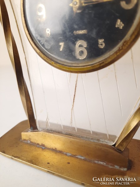 Retro harp-shaped copper table clock with vinyl decoration