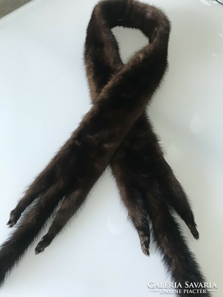 Mink collar made of whole fur, 150 cm long