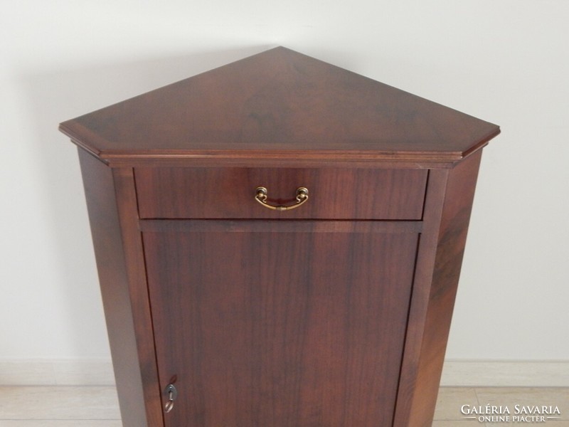 Corner cabinet [e - 04]