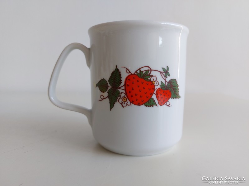Retro lengyel porcelán szamócás bögre régi epres teás csésze