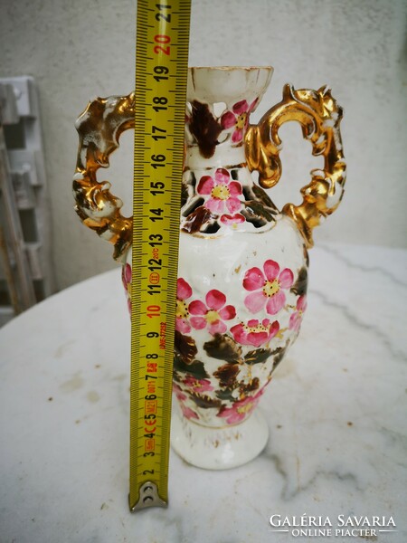 Antik Zsolnay 1800-as évek, színes váza virágos áttört