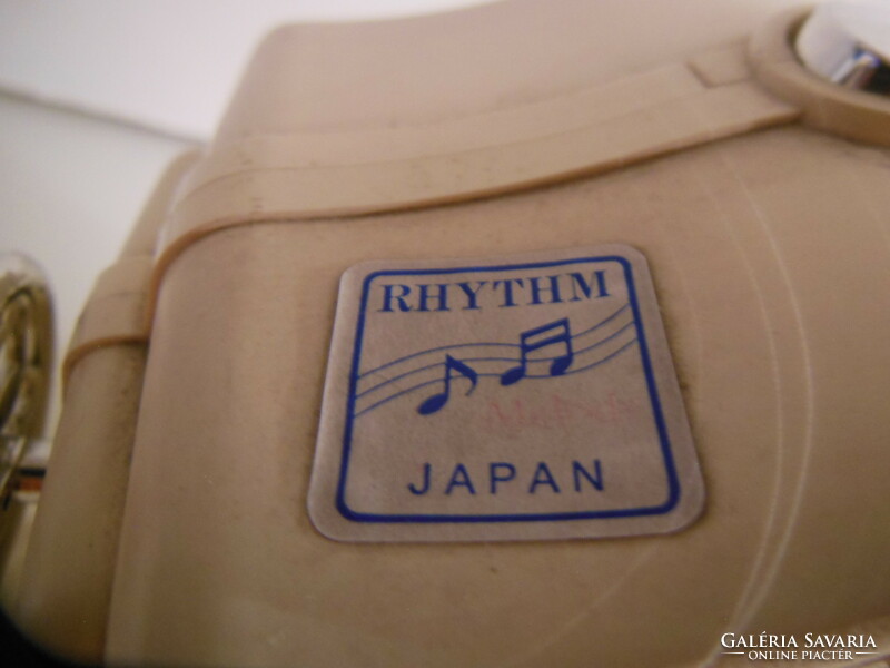 Alarm clock - 24 cm - moving - playing music - Japanese - rhythm - 24 x 15 x 9 cm plastics - retro