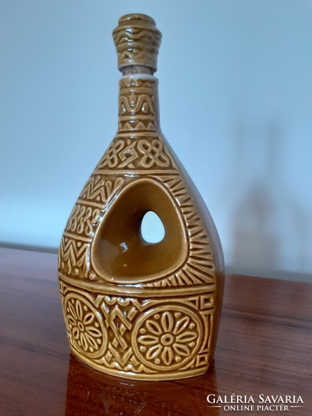Retro ceramic drinking bottle old cork water bottle butella