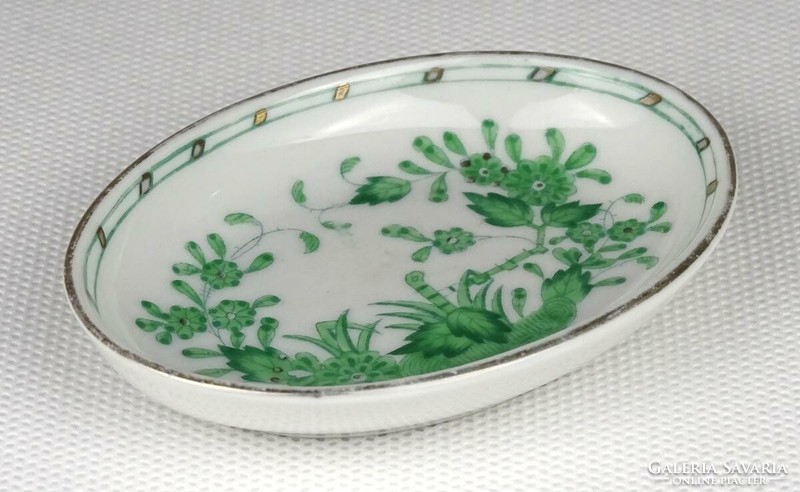1K856 Herend porcelain ashtray with green Indian basket pattern