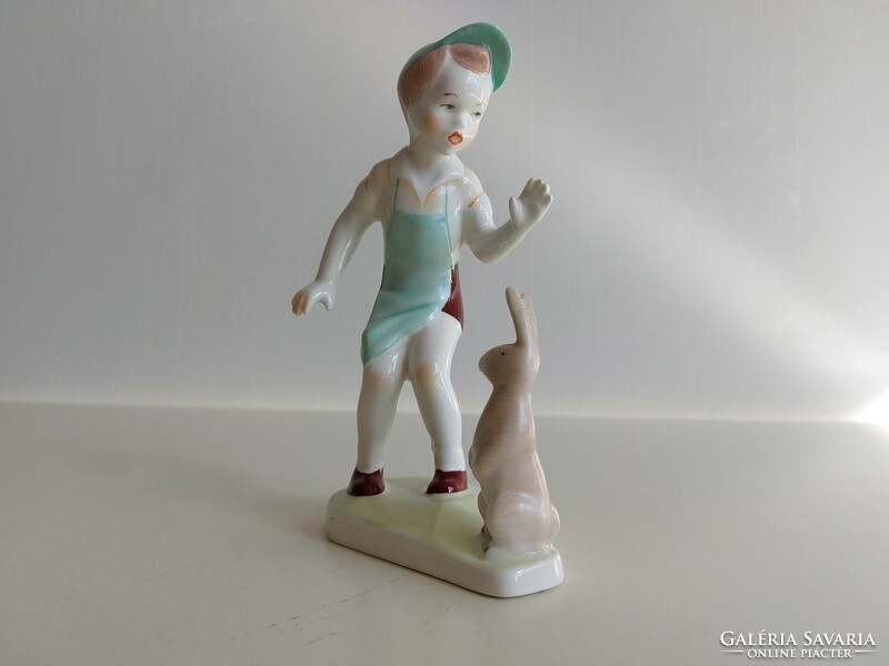 Régi Aquincum Budapest porcelán figura kisfiú nyuszival