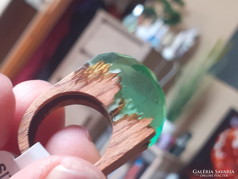 Wooden ring with resin crystal, unique piece, size 6,7,8,9