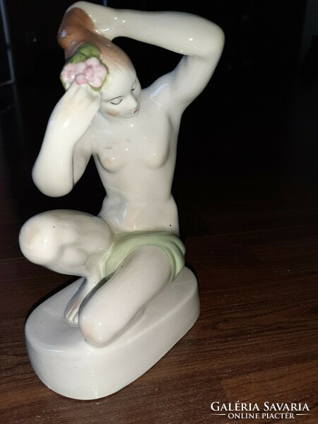 Aquincum porcelain nude