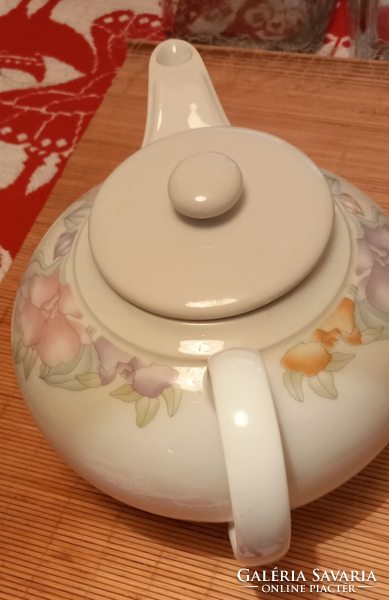 Alföldi porcelain tea spout