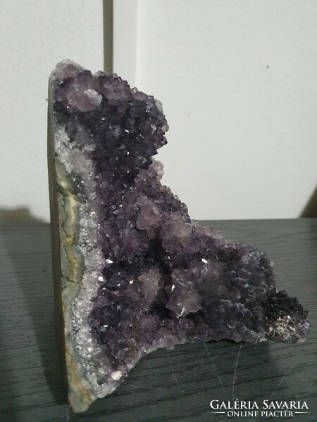 Amethyst mineral druse 1.3 kg