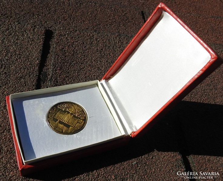 Kecskemét Városért 1368-1968 Ezüst Érem Arany Patinával dobozában