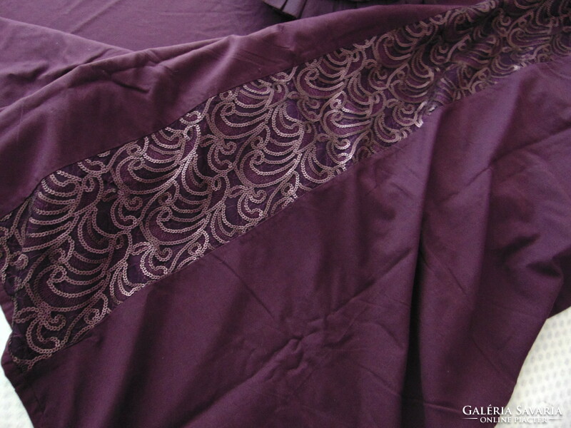 Purple bedding set