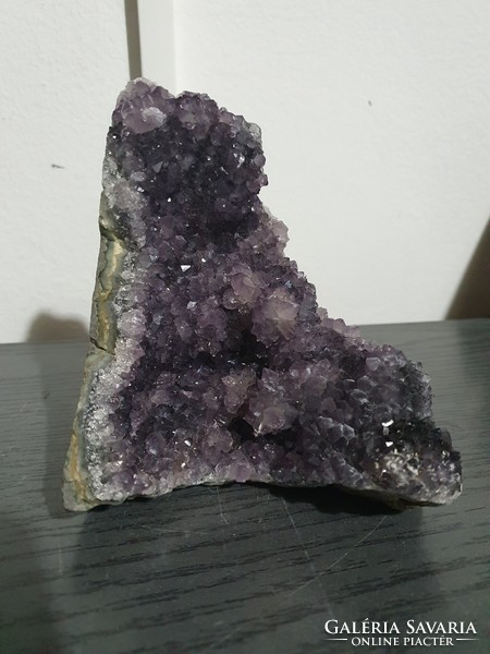 Amethyst mineral druse 1.3 kg