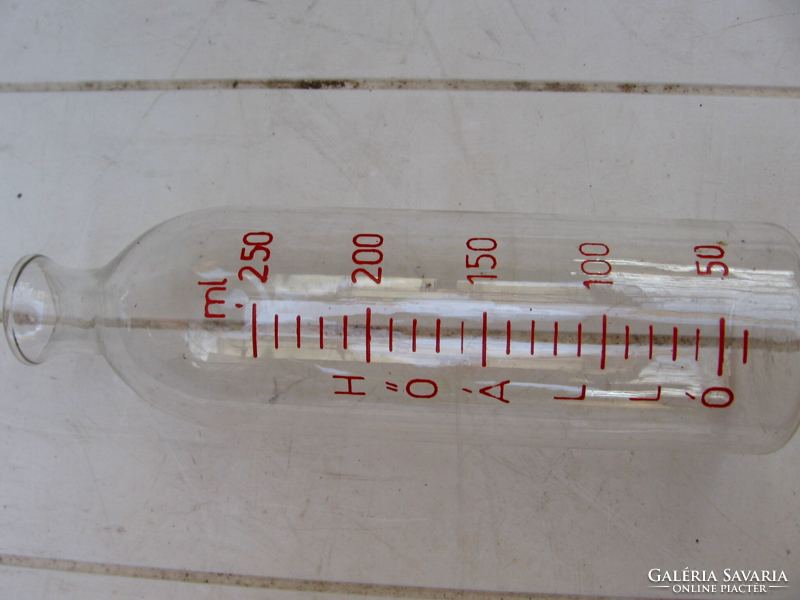 Retro hospital heat-resistant baby bottle
