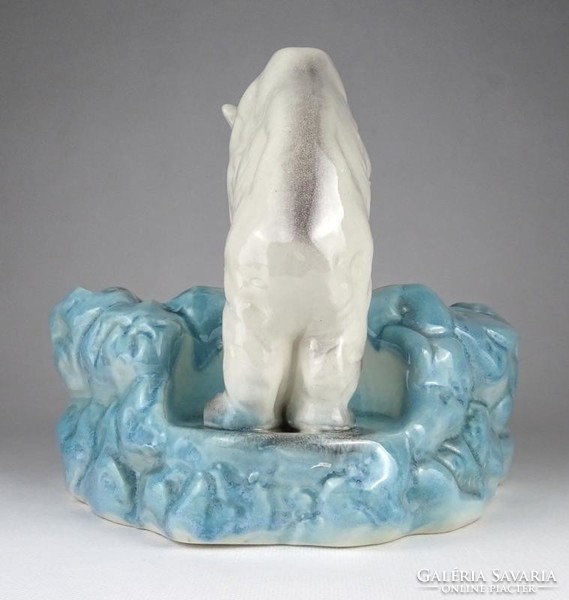 1K907 old marked faience polar bear statue 19 x 23 cm