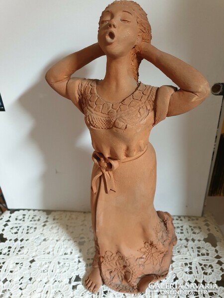 Illár is a beautiful ceramic figurine