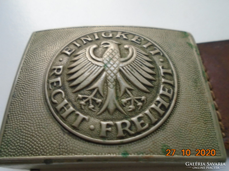 1960 West German military belt buckle with the inscription Bundeswehr einigkeit recht freiheit