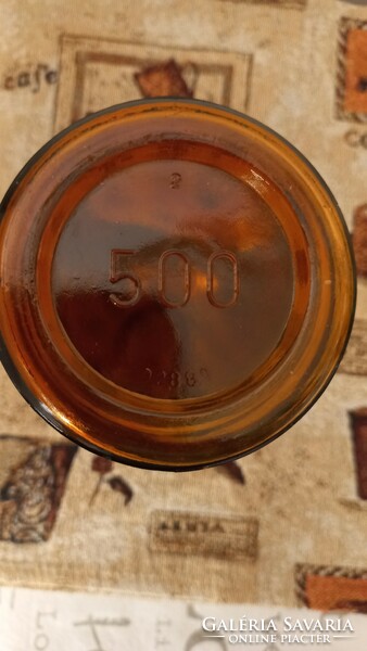Antik patika üveg, borostyán színű, cimke nélkül, magassága 19 cm.