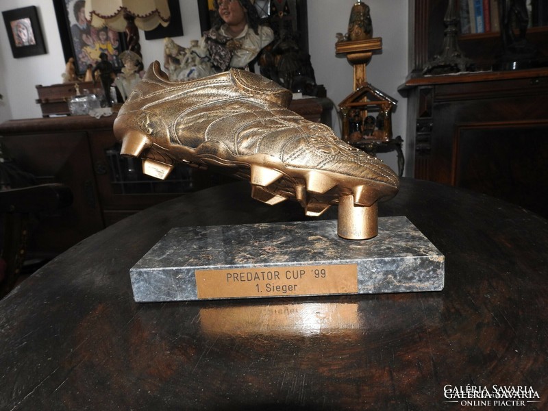 Predator Cup 1. Sieger - bronz vagy bronzba mártott sportcipő - Győztes cipő relikvia ?