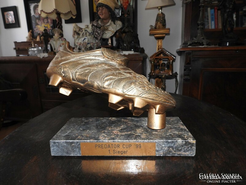 Predator Cup 1. Sieger - bronz vagy bronzba mártott sportcipő - Győztes cipő relikvia ?