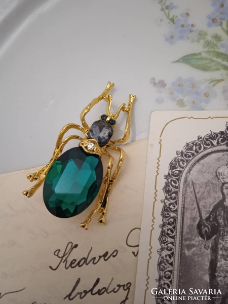 Vintage elegant Czech crystal/pearl brooch