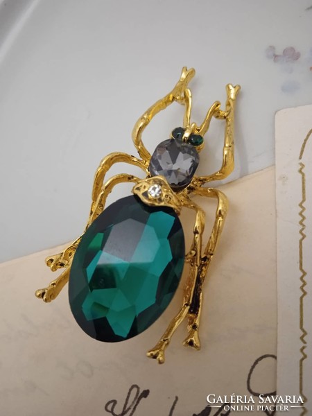 Vintage elegant Czech crystal/pearl brooch