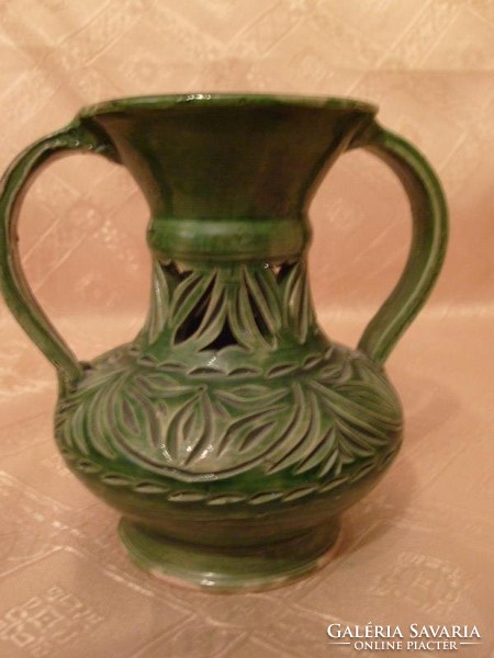 Antik Egyedi zöld majolika mázas áttört díszes két fülű váza