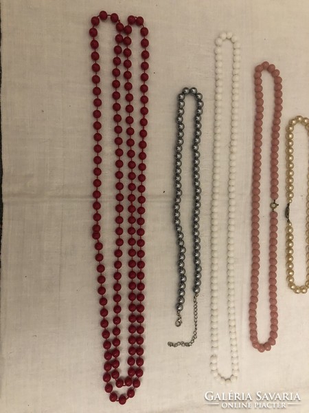 6 String of pearl necklaces