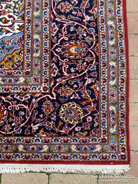 Huge exclusive Iranian Keshan Persian carpet 400x300